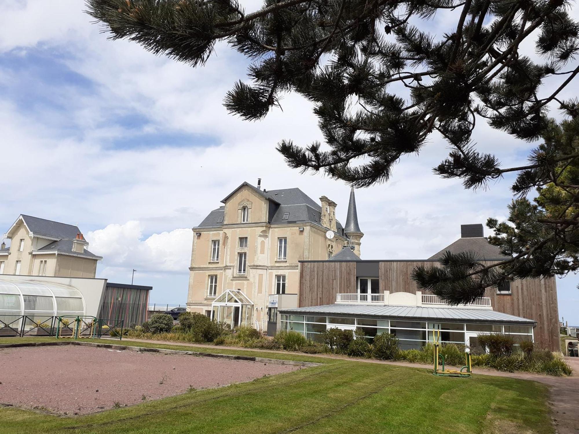 Les Tourelles Village De Vacances Asnelles Exterior foto
